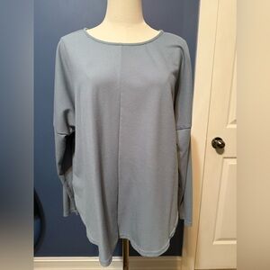 Umgee Top size Small